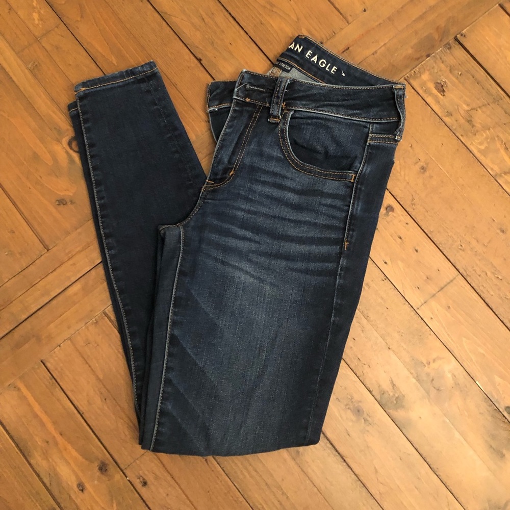 American Eagle High Rise Jegging. Size 2